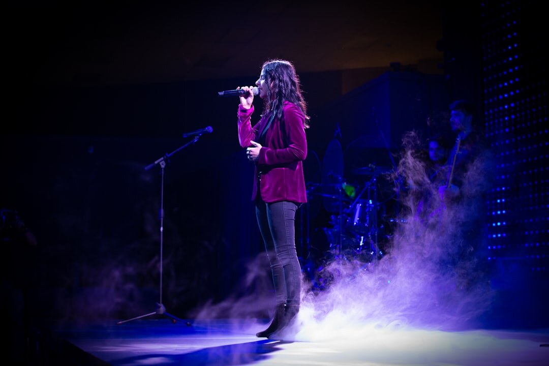 legendary singer on stage comeback